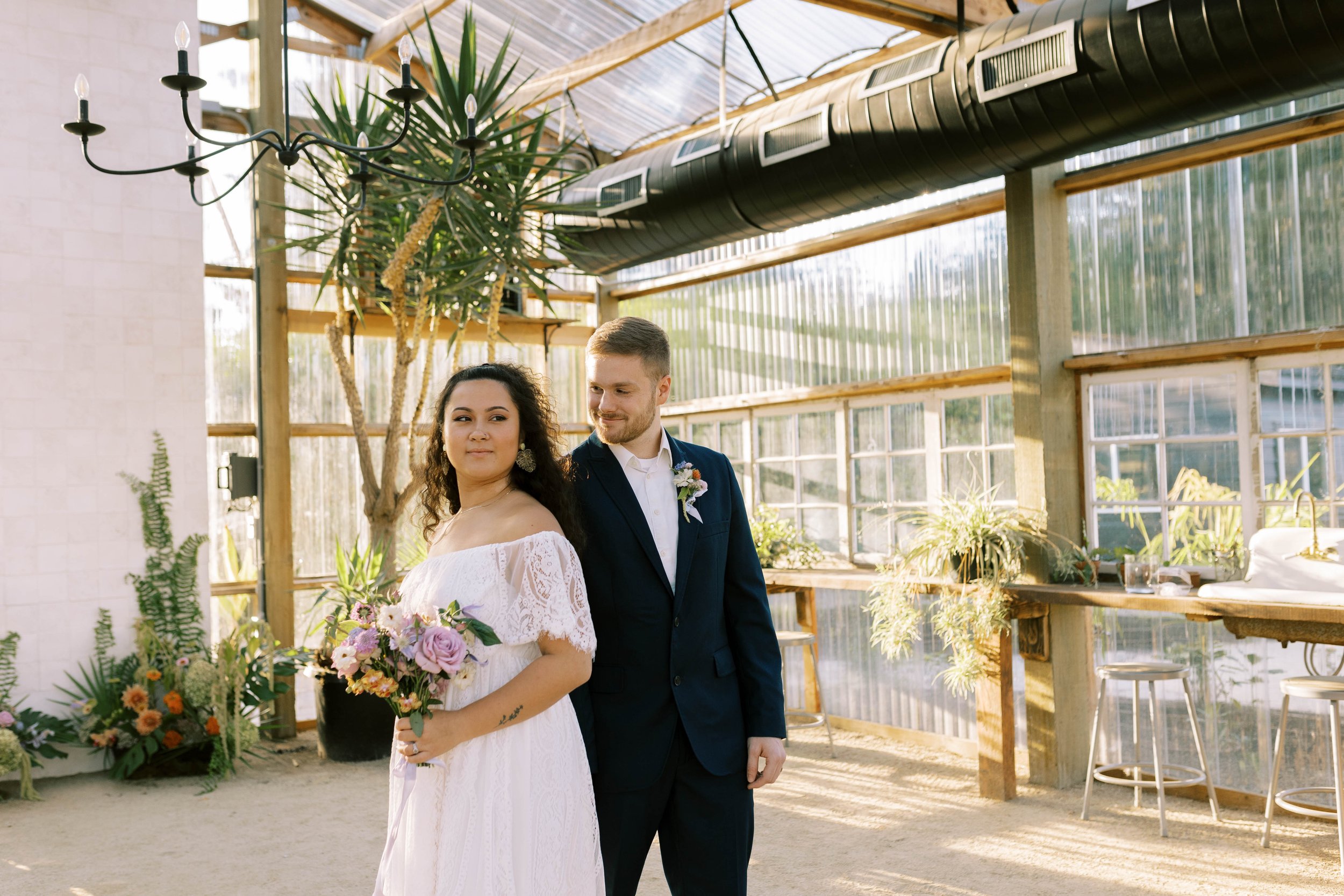 Mounthoodcenter_greenhouse_elopement_oregon_wedding_bohochic_MylaLiPhotos-341.jpg
